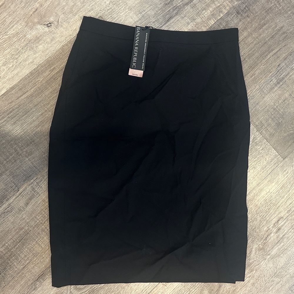 Banana Republic Classic Black Pencil Skirt